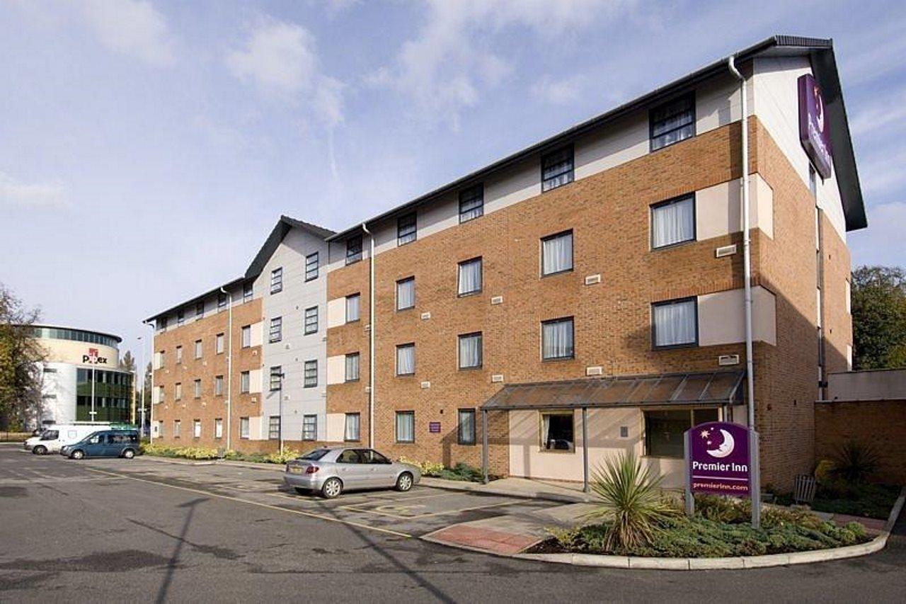 Premier Inn Manchester West Didsbury Buitenkant foto
